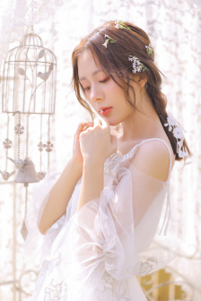 ass年轻妇女pics